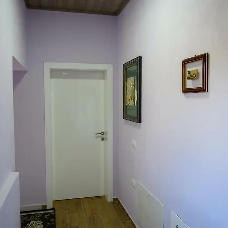 Otel Joni Restaurant Bucimas