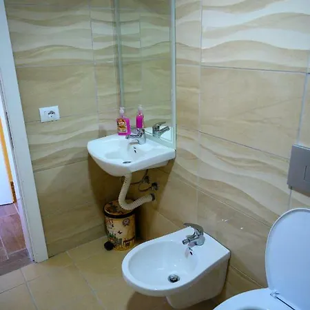 Joni Restaurant 3* Bucimas