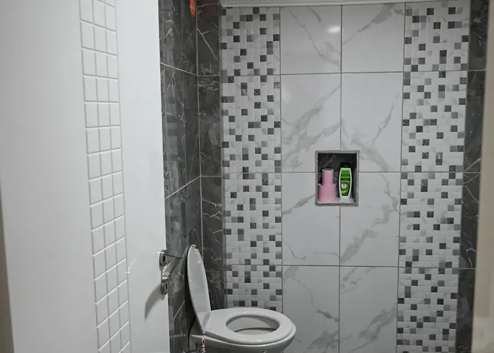 酒店 Joni Restaurant Bucimas