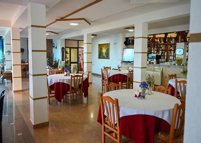 酒店 Joni Restaurant 3*