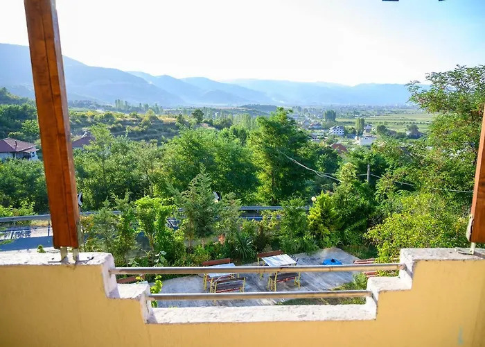 Joni Restaurant Bucimas