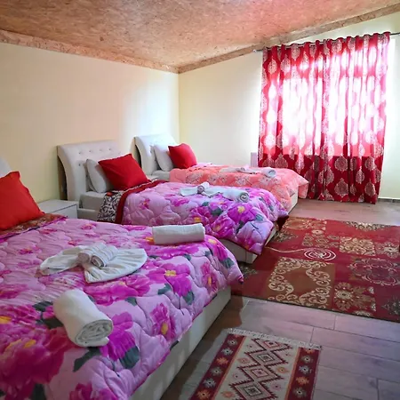 Joni Restaurant Hotel 3*