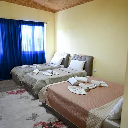 Hotel Joni Restaurant 3*