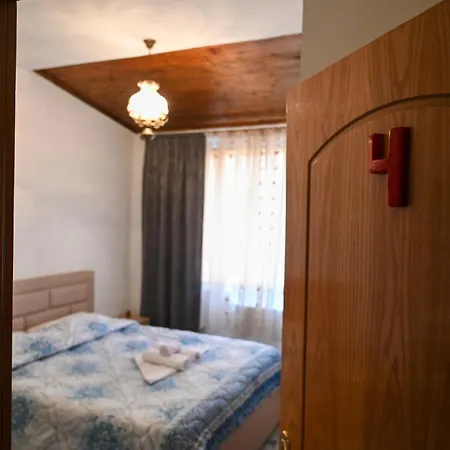 Joni Restaurant Hotel