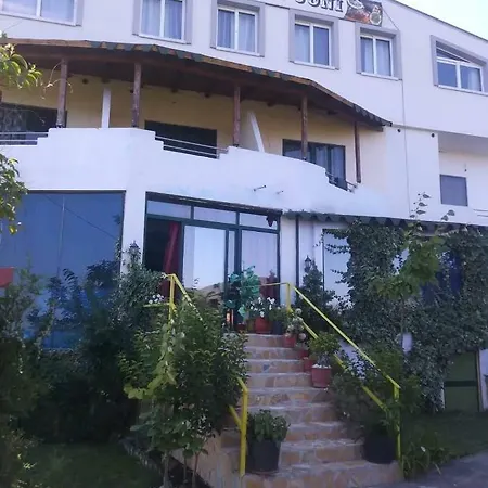 Joni Restaurant 3* Bucimas